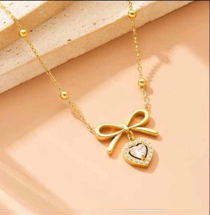 Charm Bow Heart