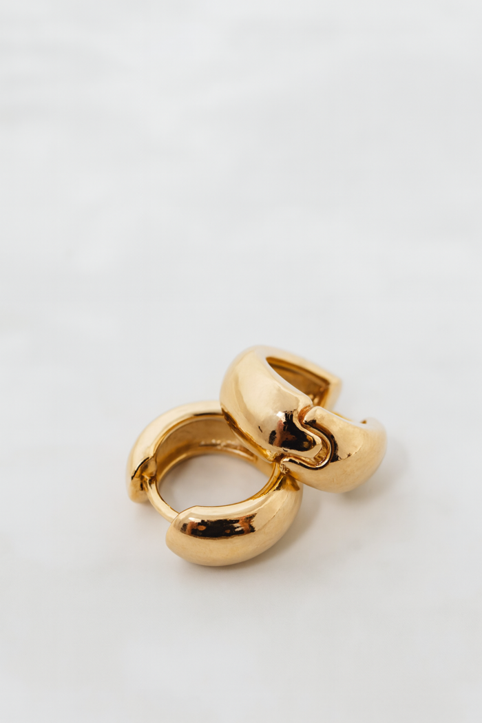 Mini Luxe Hoops 3 ChatGPT Image Nov 27 2025 06 54 30 PM